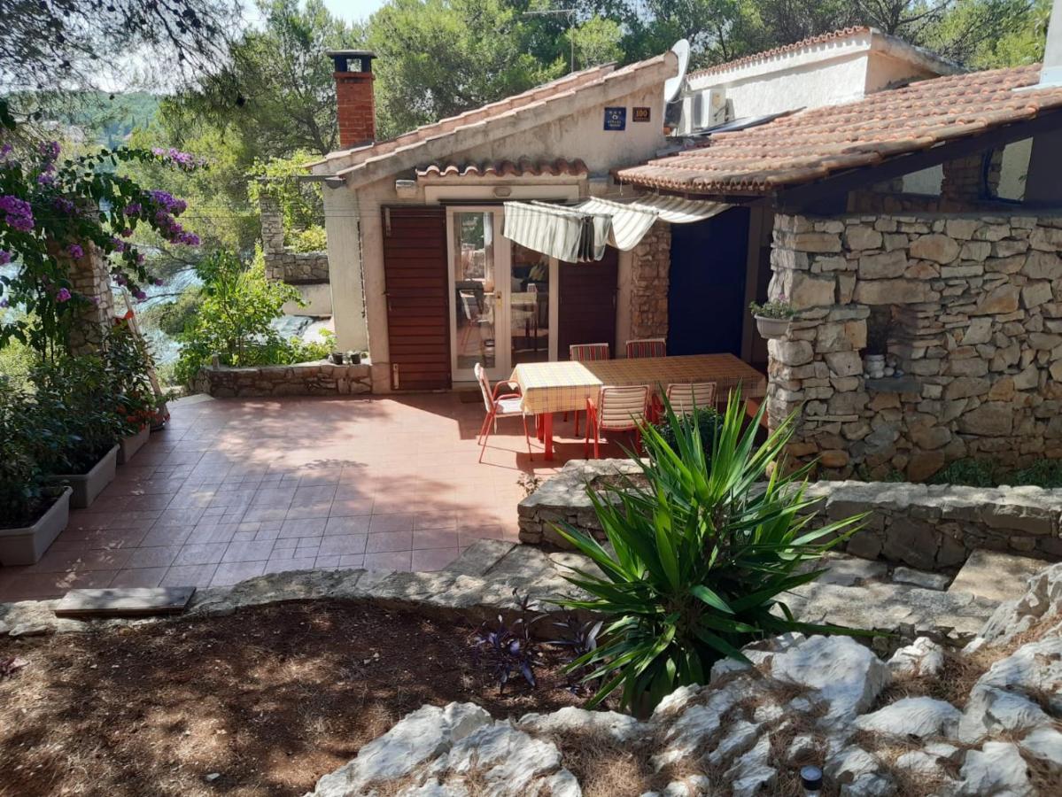 Juka House Milna (Brac) Exterior foto